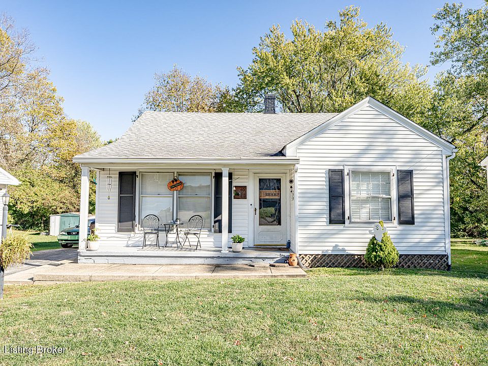 1st image of 40 Thorne Hts