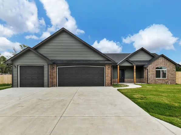 2790 E Ford St, Valley Center, KS 67147