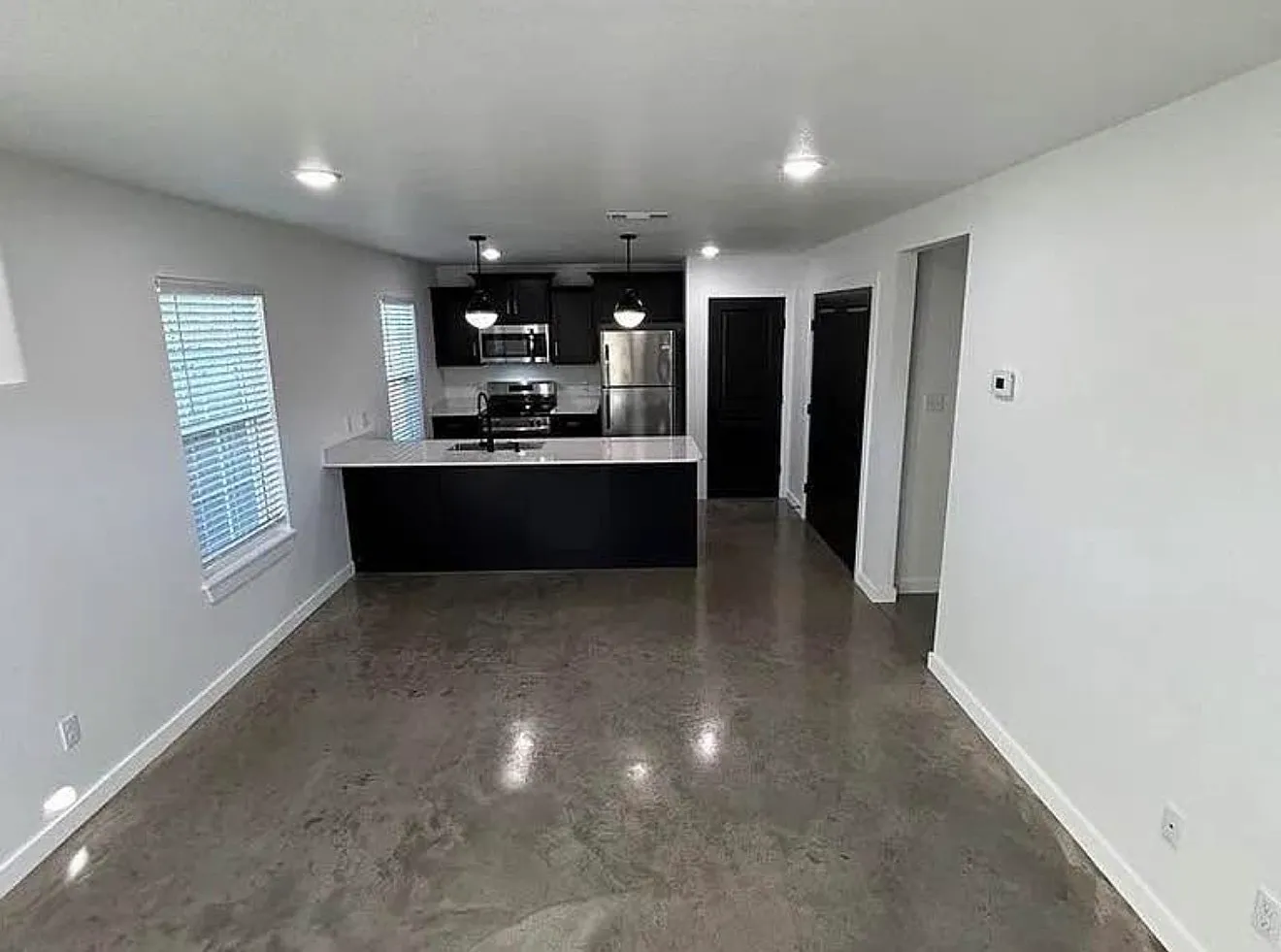 5600 Spradling Avenue - B — Photo 1