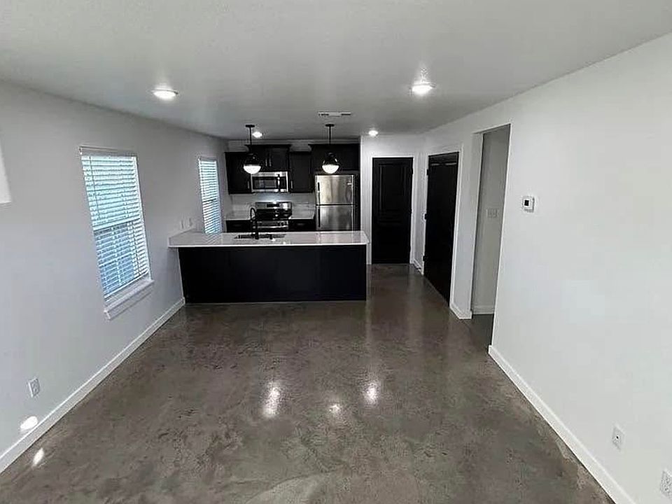 1st image of 5600 Spradling Ave #B