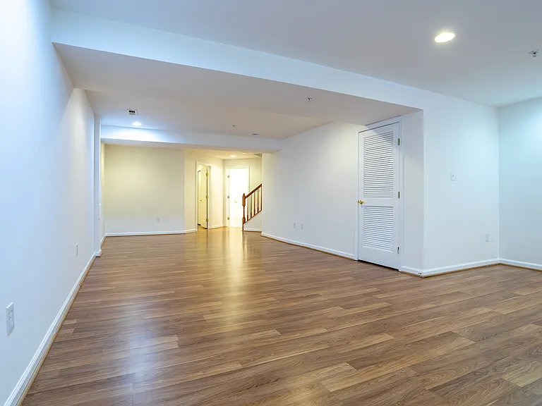 9314 Penrose St #1 — Photo 8