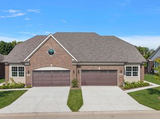 40683 Azalea Dr, Clinton Township, MI 48036