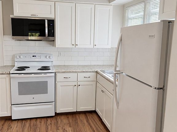 5th image of 5690 Caughdenoy Rd