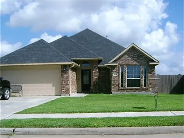 3213 El Camino St, Bay City, TX 77414