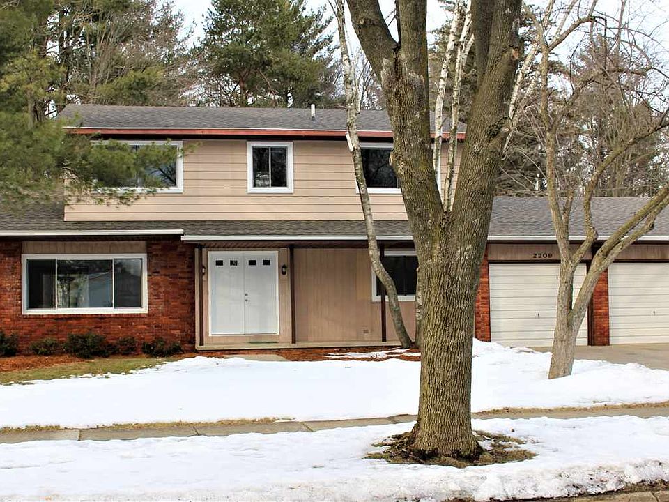 1st image of 2209 Westbury Dr