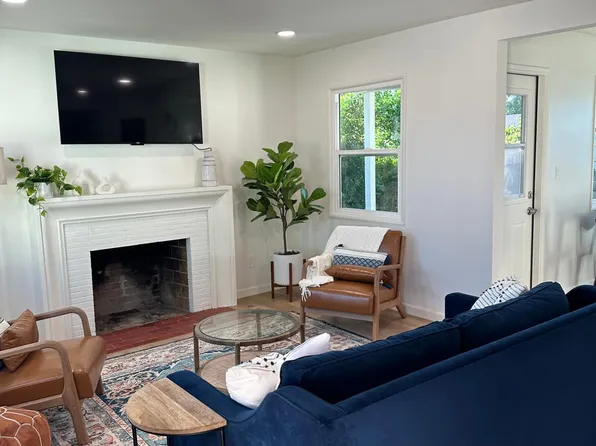 1031 W Maple Ave, Orange, CA 92868