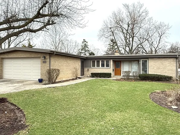 337 Hager Ln, Glenview, IL 60025
