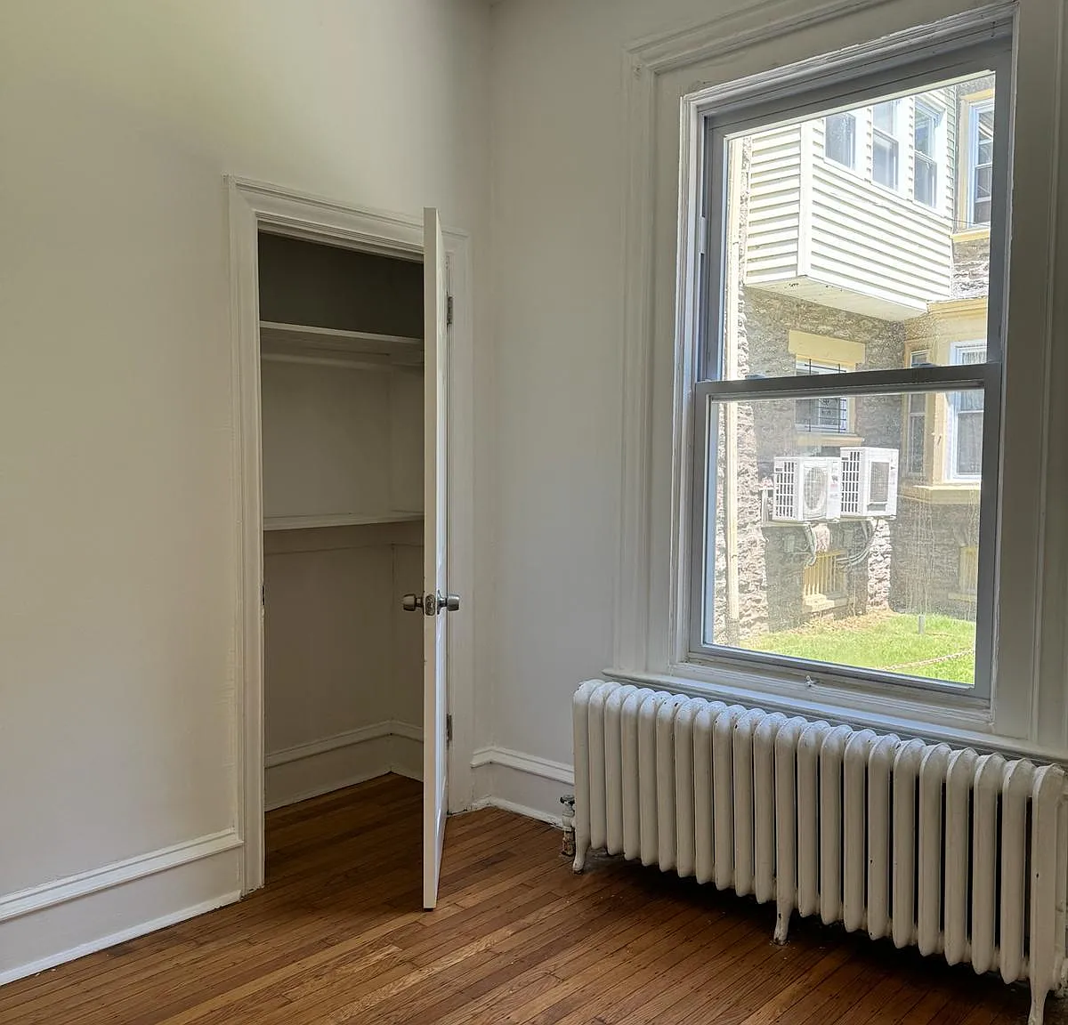 2 bed, 1300 sqft, $1,450 — Photo 3