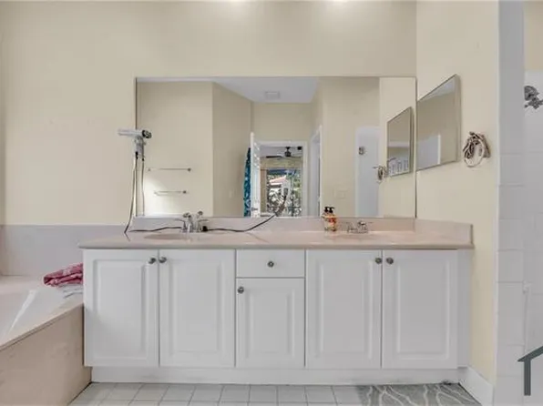 5873 NW 120th Ter, Coral Springs, FL 33076