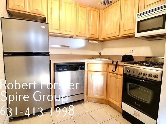 5th image of 323 W 75th St APT 2A