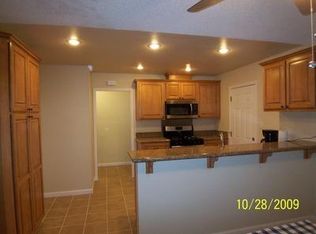 8556 Camelia Dr, Riverside, CA 92504