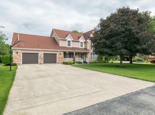 17559 S Virginia Dr, Plainfield, IL 60586