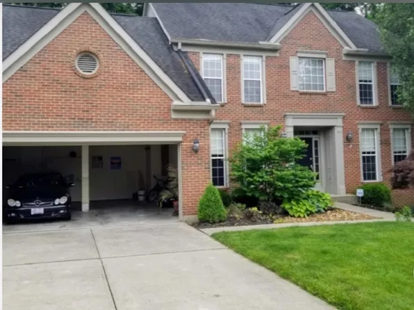 1867 Grovepointe Dr, Florence, KY 41042