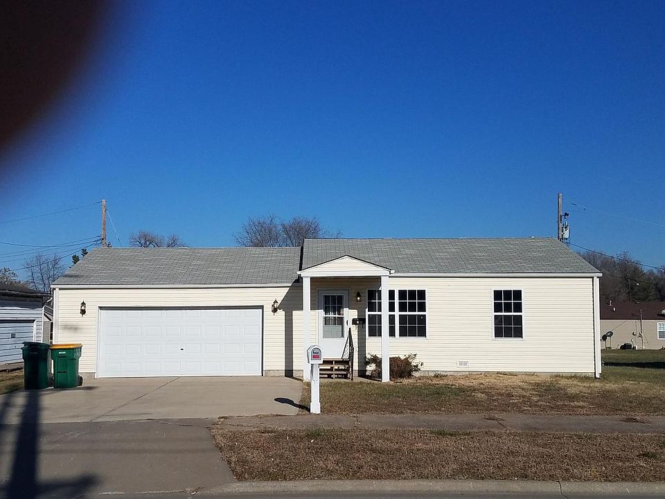 1st image of 2602 W 20th St