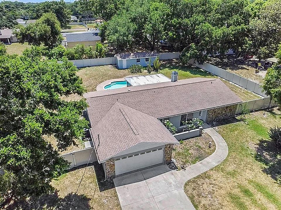 1st image of 8319 W Forest Cir