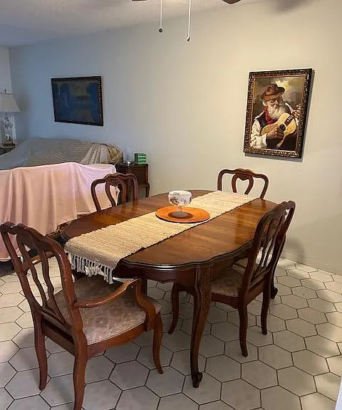 221 Lake Meryl Dr — Photo 5