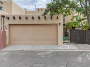67 Calle De La Noche NE, Albuquerque, NM 87109