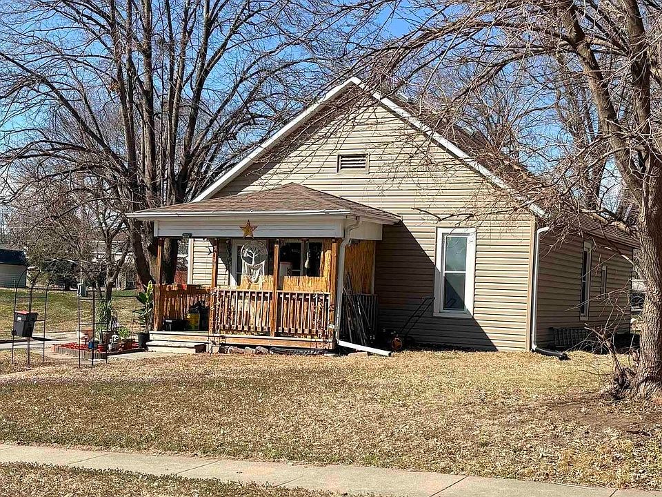 1st image of 2401 N Chester St