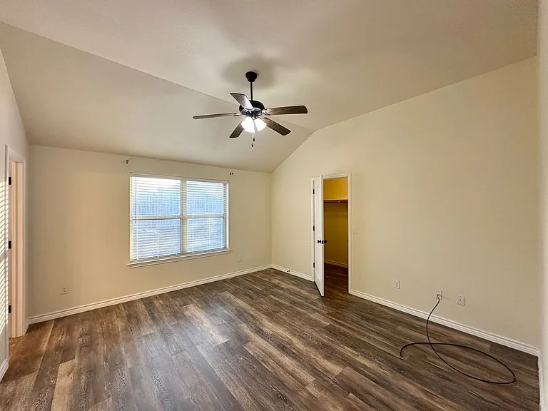 507 Sladecek Dr — Photo 20