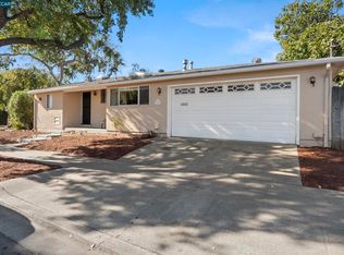 302 Rivercrest Ln, Hayward, CA 94544