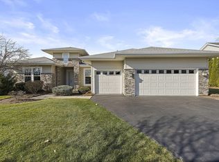 12535 Elmwood Ct, Huntley, IL 60142