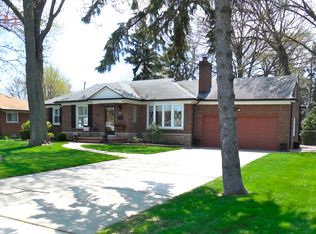 20424 Martin Rd, Saint Clair Shores, MI 48081