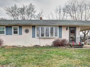 8 Heatherwood Rd, Middletown, PA 17057