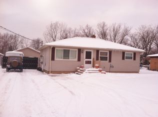 297 Nobottom Rd, Berea, OH 44017