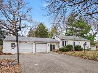 374 Elliot Rd, Kalamazoo, MI