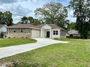 10612 Norway Pine Dr, Greenwell Springs, LA 70739