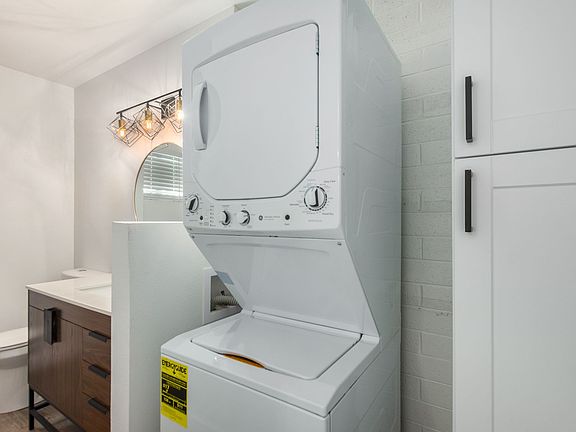 4th image of 241 E 1st Ave APT 2