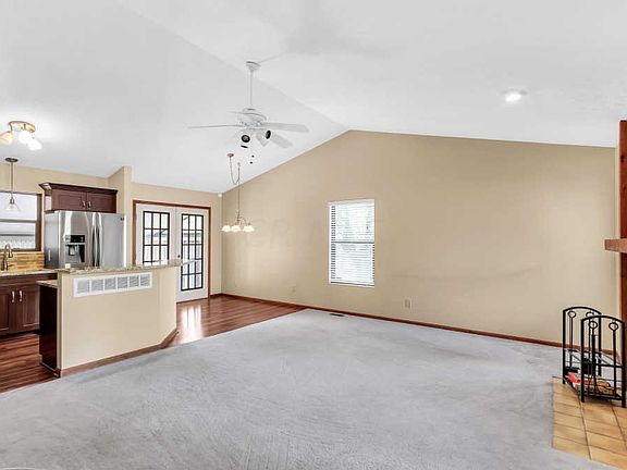 3rd image of 5921 Honbury Ct