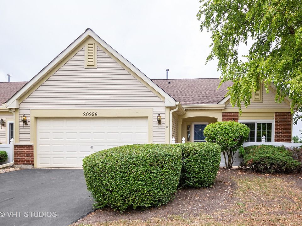 1st image of 20958 W Blossom Ln