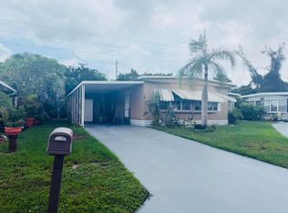 18 Cozumel Ln, Port Saint Lucie, FL 34952