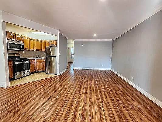 2nd image of 825 41st St Floor 2
