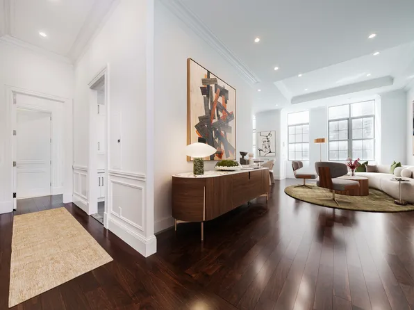 351 East 51st Street image 4 of 13