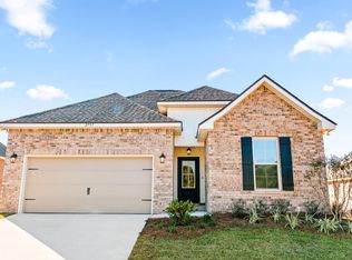 2737 Louis Cir, Crestview, FL 32536