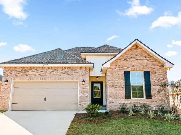 2737 Louis Cir, Crestview, FL 32536