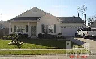 1st image of 4113 NE Pinebrush Drive