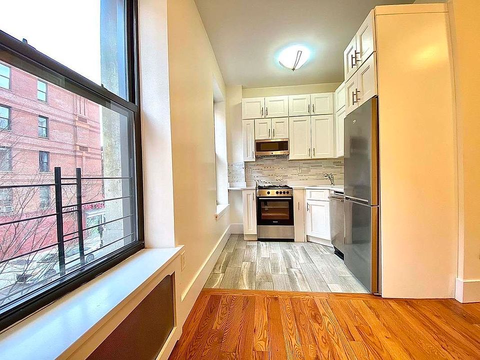 1st image of 100 W 105th St #2A