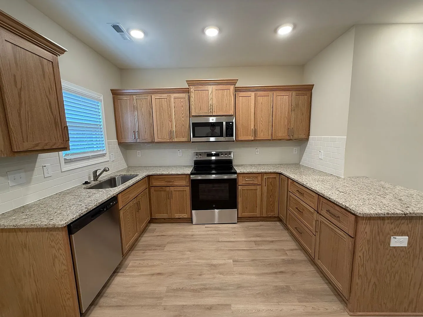 Fifth Street Apartments — Photo 3