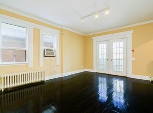 51 Spadina Rd #3, Toronto, ON M5R 2T1