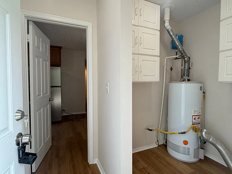 705 Lakecrest Ave — Photo 42