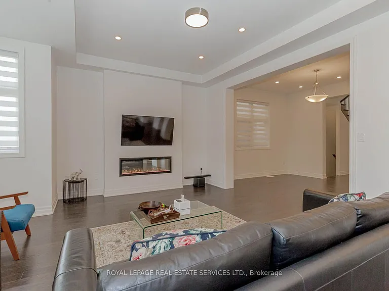 3334 Harasym Trl — Photo 10