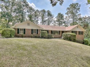 10735 Shallowford Rd, Roswell, GA 30075