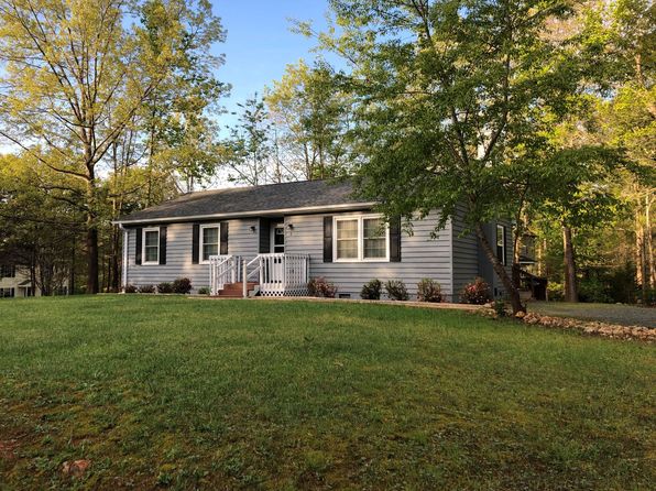 2 Deer Path Rd