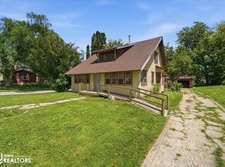 1501 11th St, Eldora, IA 50627