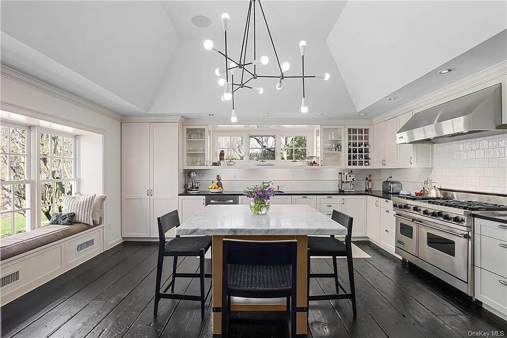 6 Fancher Rd, Pound Ridge, NY 10576 Zillow