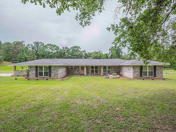 2nd image of 549 Jim Reeves Rd
