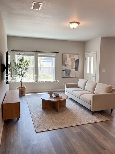 1689 Grand Ave #4 Photo 1